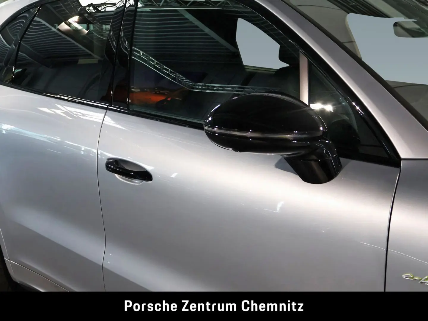 Cayenne E-Hybrid Luft;Chrono;BOSE;AHZV