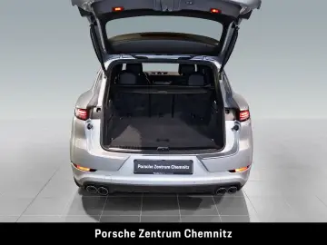 Cayenne E-Hybrid Luft;Chrono;BOSE;AHZV