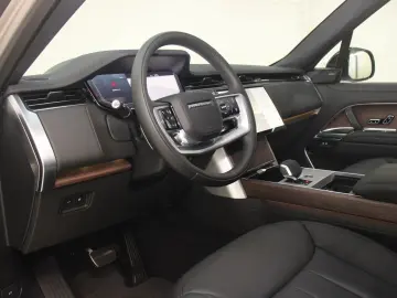Range Rover P460e Hybrid SE SWB AHK Pano HUD Sha