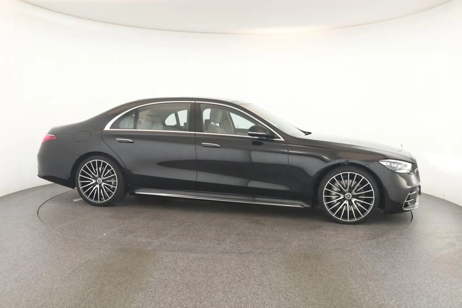 S 580 lang AMG DIGITAL Pano HUD HighEndFond 21