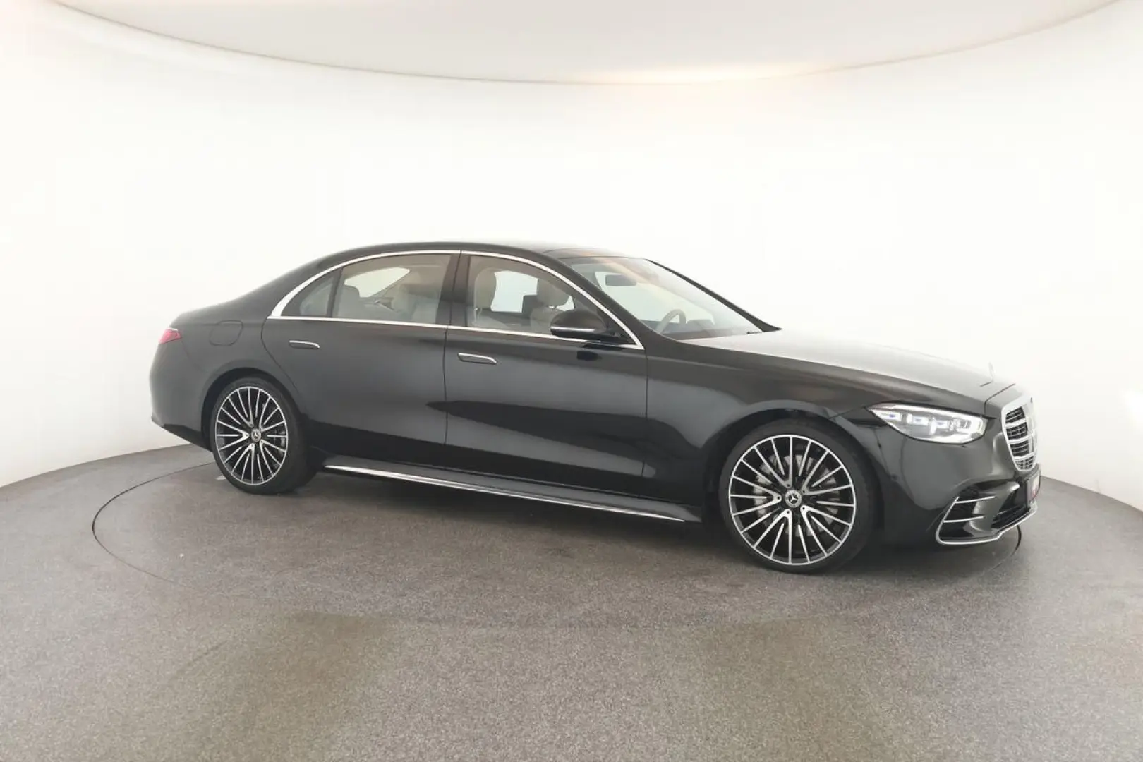S 580 lang AMG DIGITAL Pano HUD HighEndFond 21