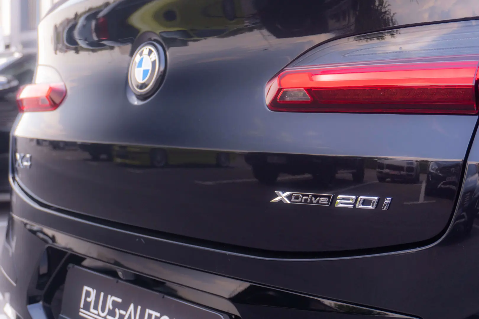 BMW X4 xDrive 20i