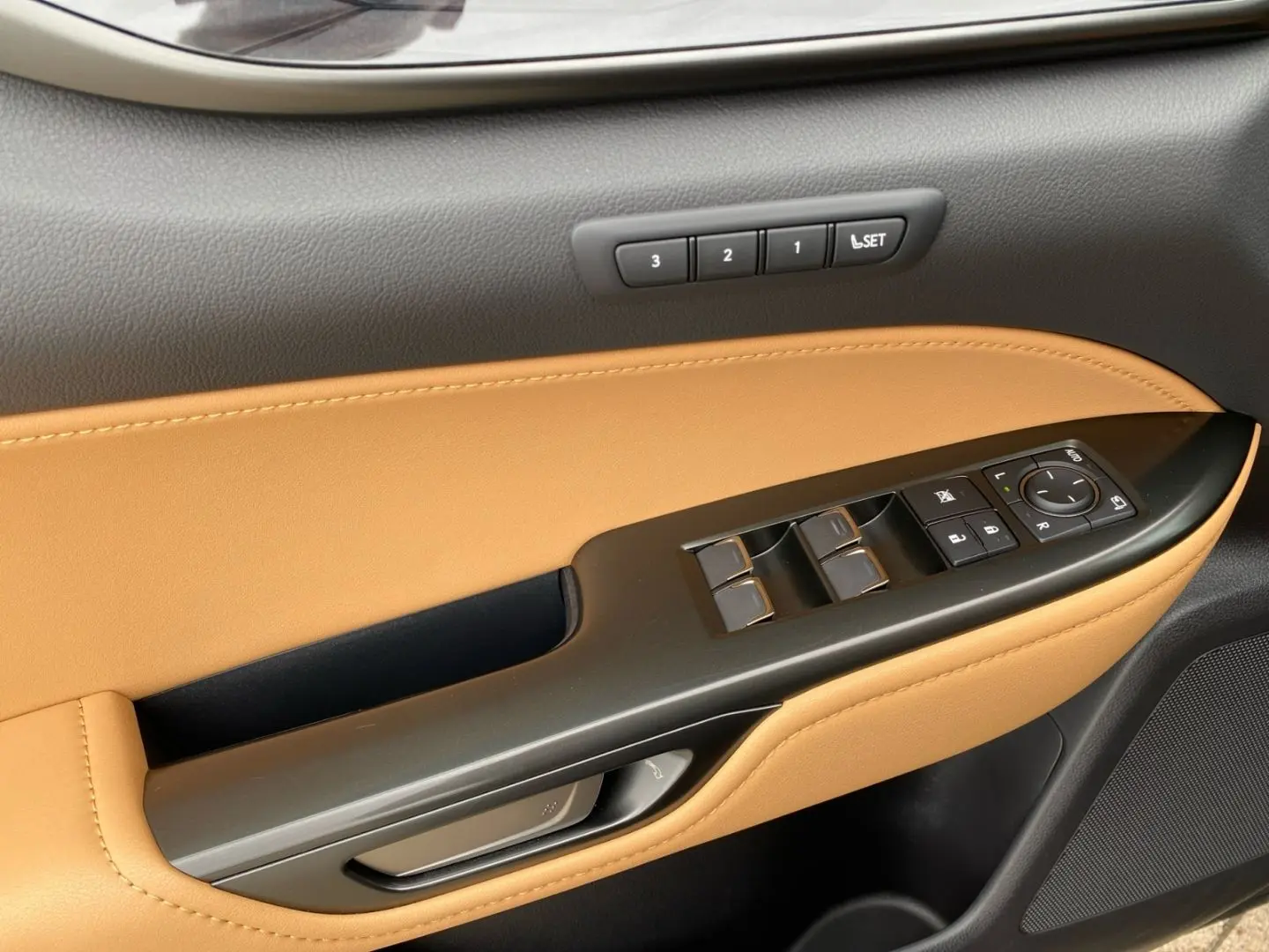 NX 350h Business Line *Bi-LED*360°*Leder*el Heck