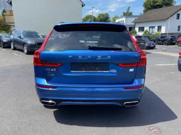 XC60 R-Design, T8 AWD Plug-in Hybrid, Voll-LED,