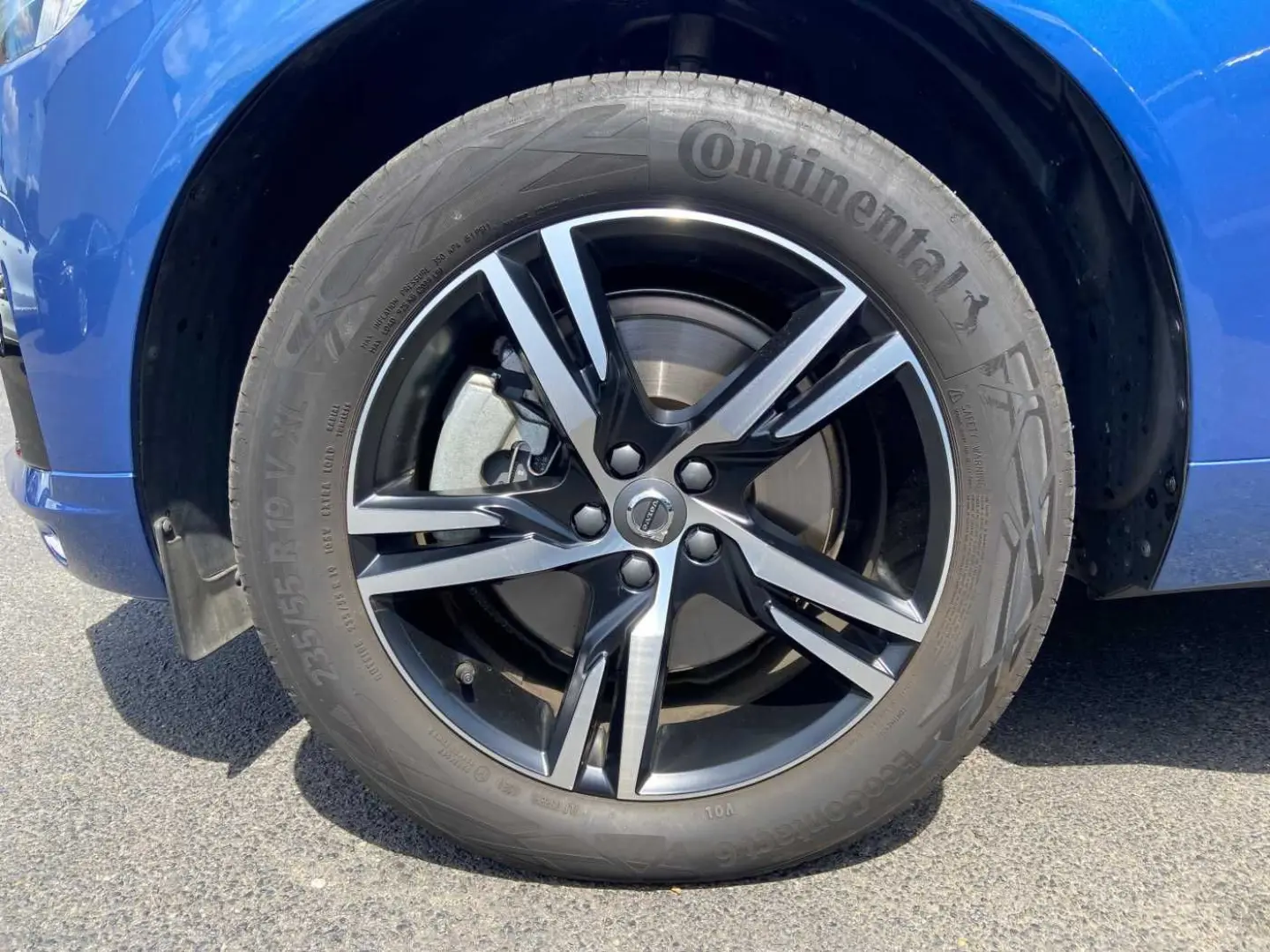 XC60 R-Design, T8 AWD Plug-in Hybrid, Voll-LED,