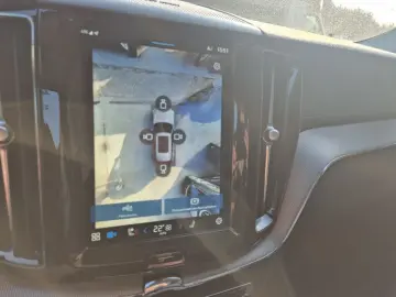 XC60 T8 AWD Recharge Plug-In Hybrid Ultra Dark