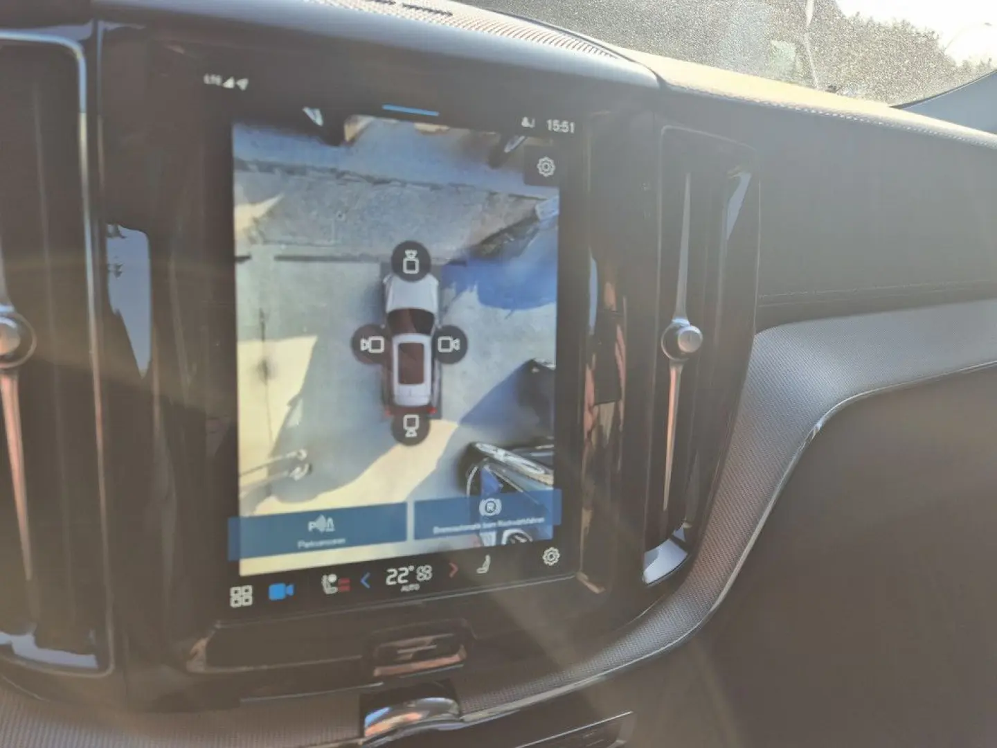 XC60 T8 AWD Recharge Plug-In Hybrid Ultra Dark