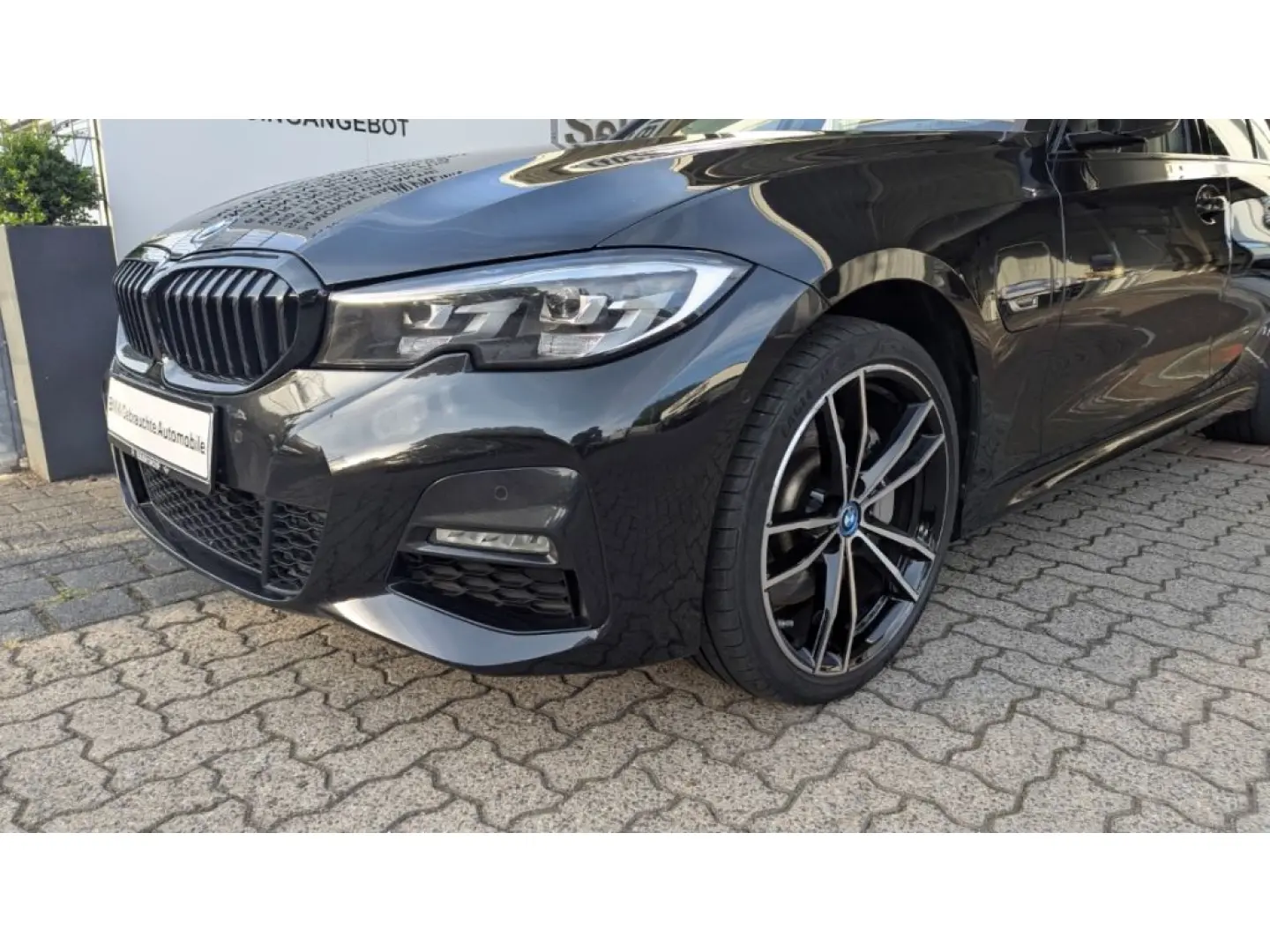 330 e xDrive