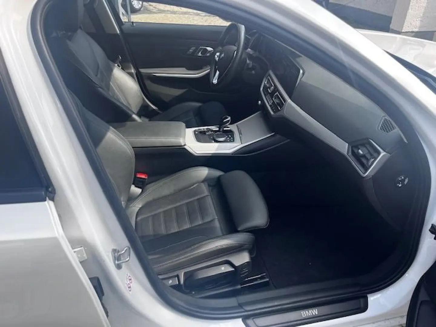 330 d xDrive Advantage