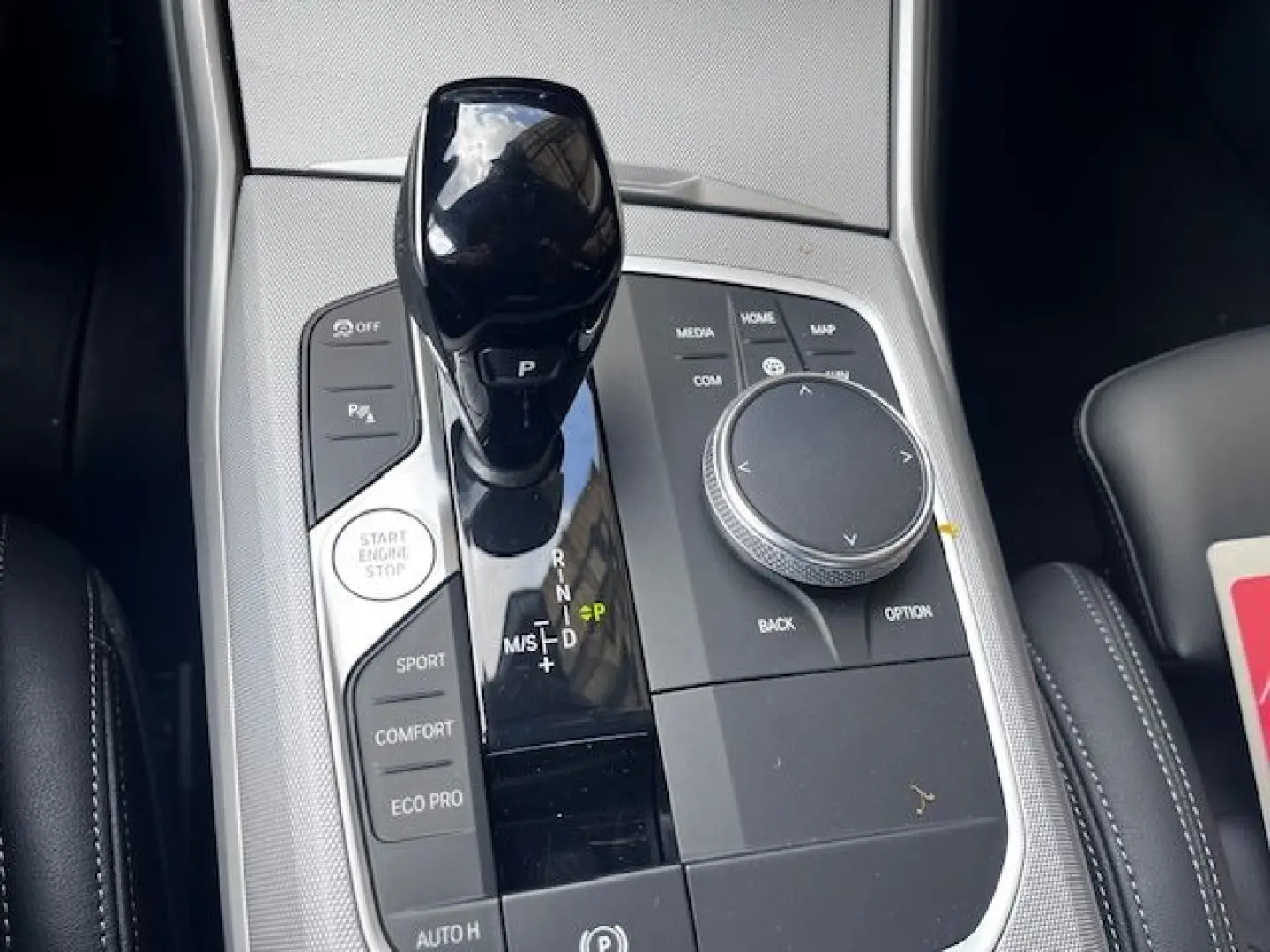 330 d xDrive Advantage