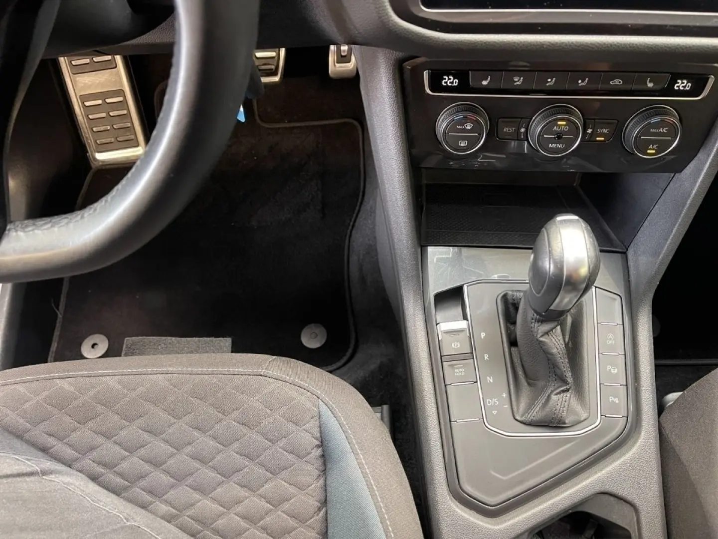 Tiguan Allspace 2.0 TDI IQ.DRIVE ACC Navi SHZ