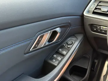 320 d xDrive M-SPORT