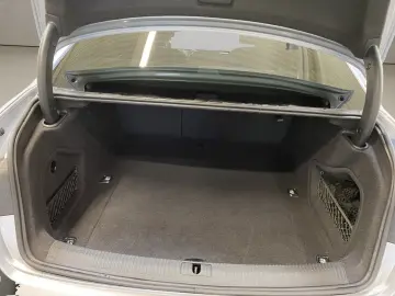 A4 40 2.0 TFSI Limousine advanced FLA ParkAss