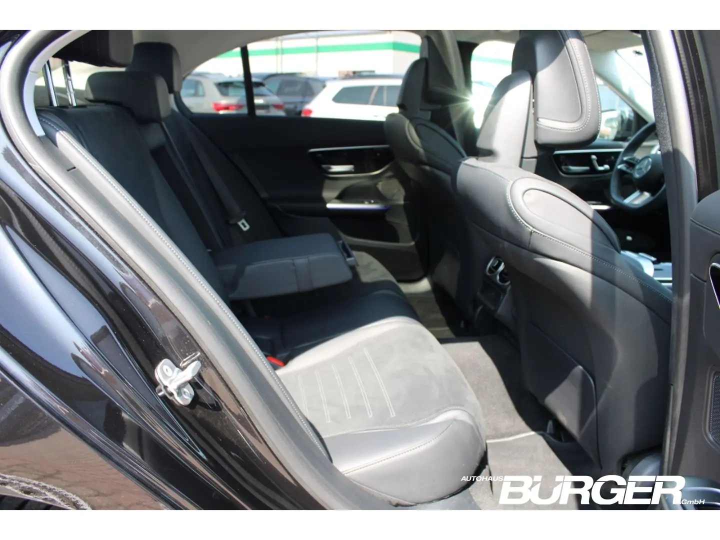 C 200 AMG Pano Digital Light Navi 360°ACC Night 