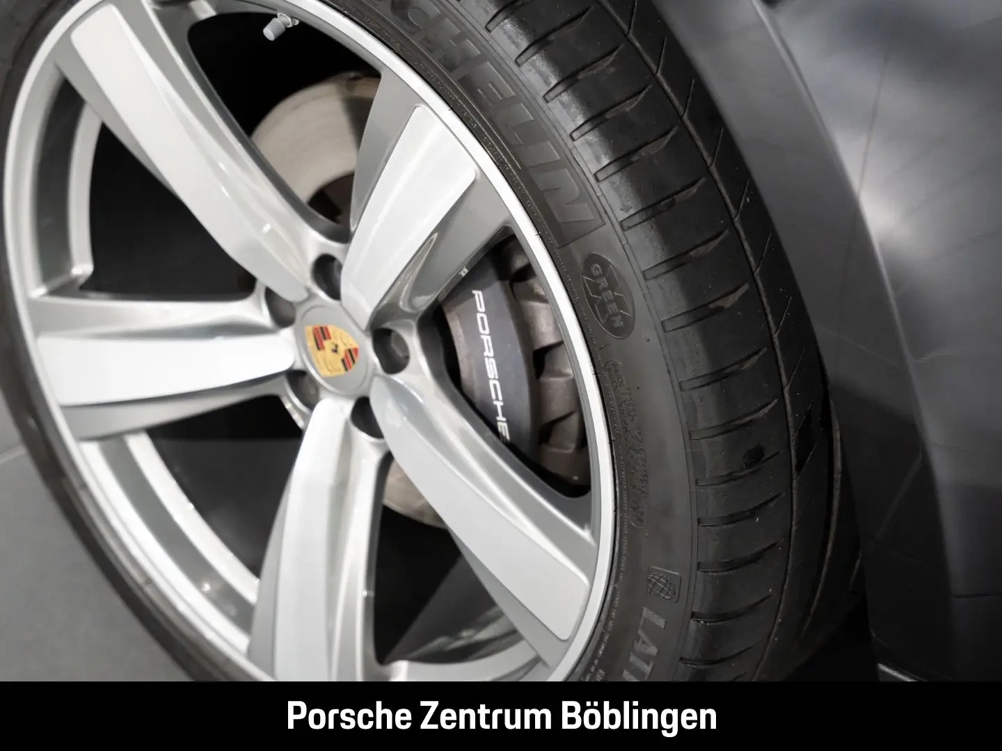 Macan Rückfahrkamera Abstandstempomat 21-Zoll