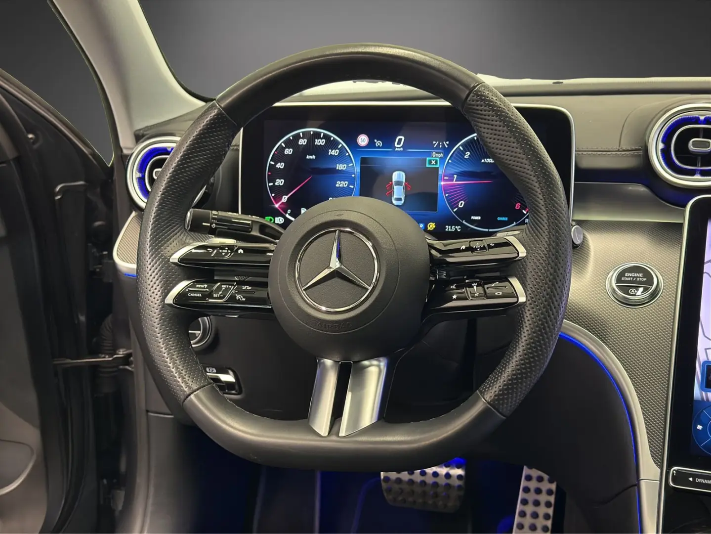 C 220 d AMG Pano*NIGHT*MEMORY*Totwinkel*Keyless*