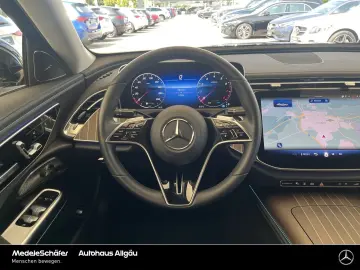 E 200 Exclusive Premium