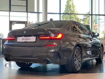 330e xDr M-Sport