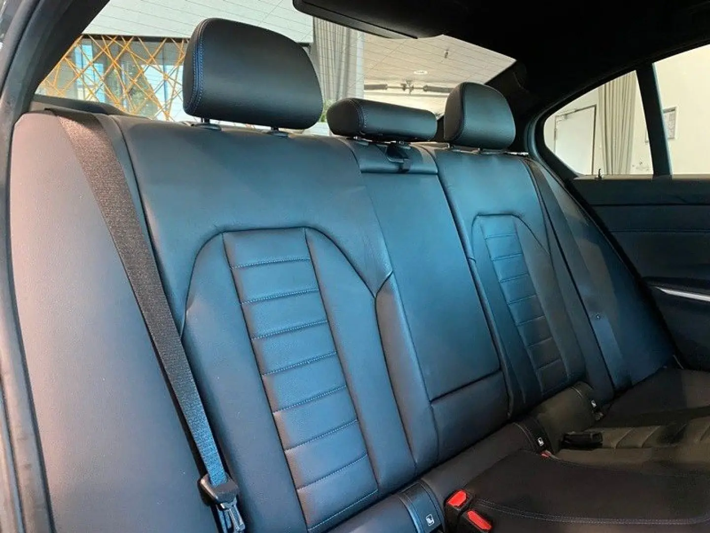 330e xDr M-Sport