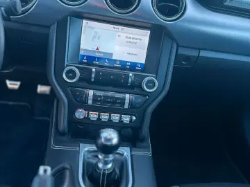Mustang 5.0 V8 GT PREMIUM LED TOP!
