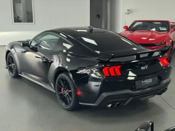 Mustang GT 5,0l V8 *NEUES MODELL / VOLL*