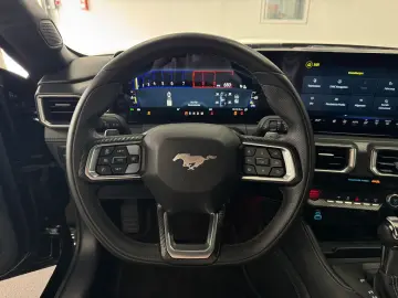 Mustang GT 5,0l V8 *NEUES MODELL / VOLL*