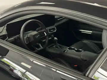 Mustang GT 5,0l V8 *NEUES MODELL / VOLL*