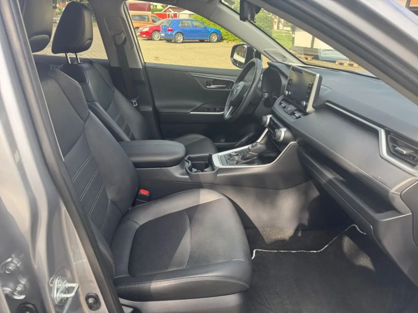 RAV 4 2.5 4x4 Hybrid Lounge AHK WKR