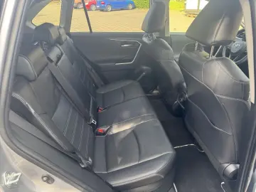 RAV 4 2.5 4x4 Hybrid Lounge AHK WKR