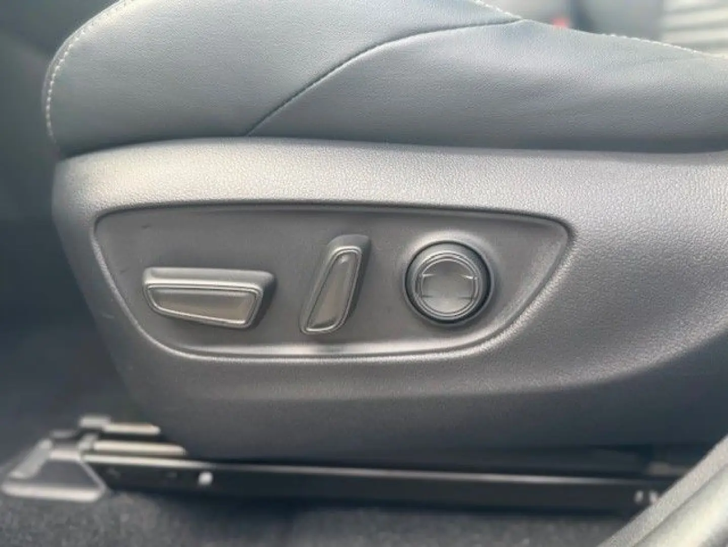 RAV 4 RAV4 Hybrid 4x4 Black Edition