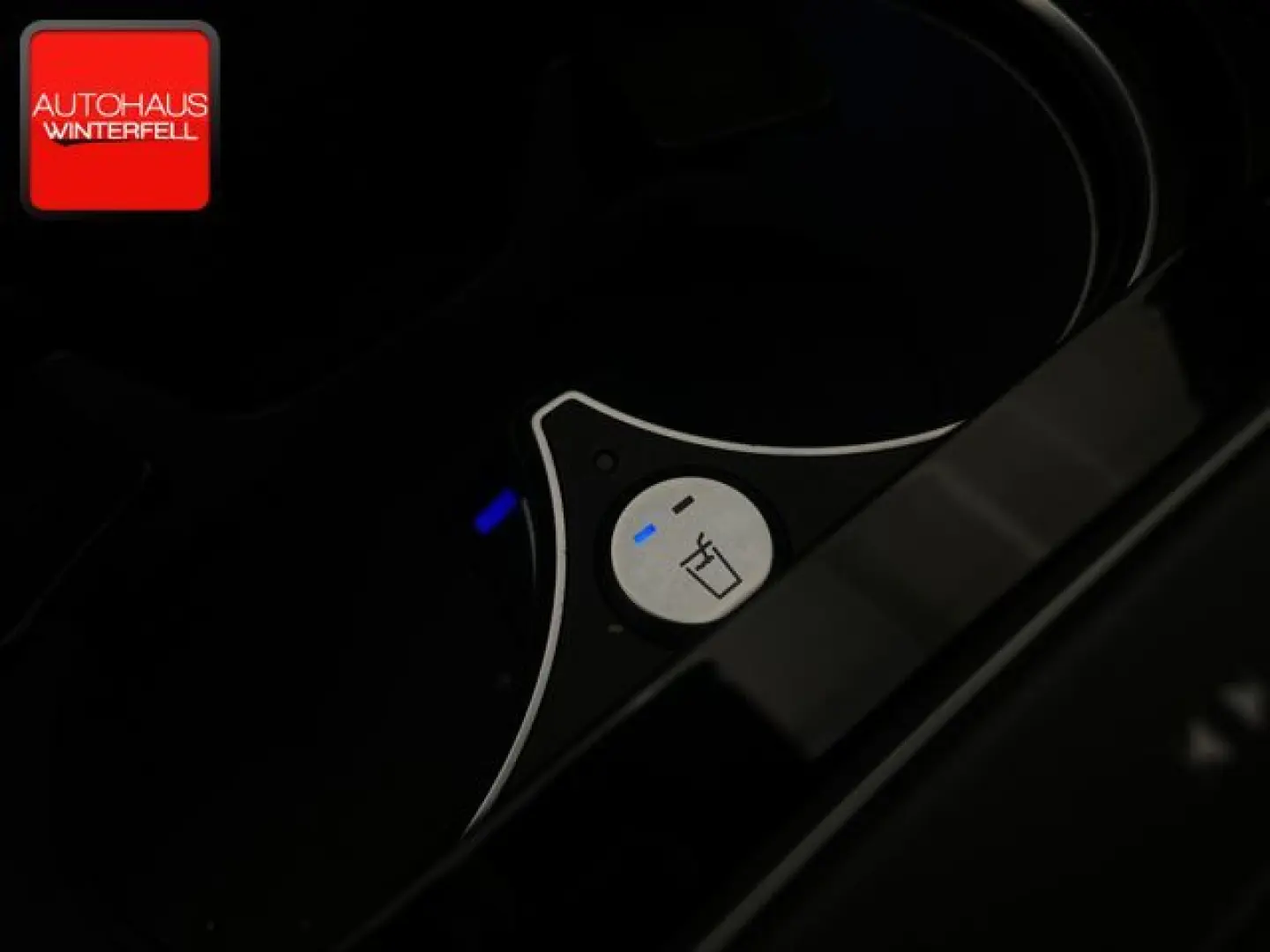 GLE 300 d 4M AMG PANO+AHK+360+AIRMATIC+MEMORY+
