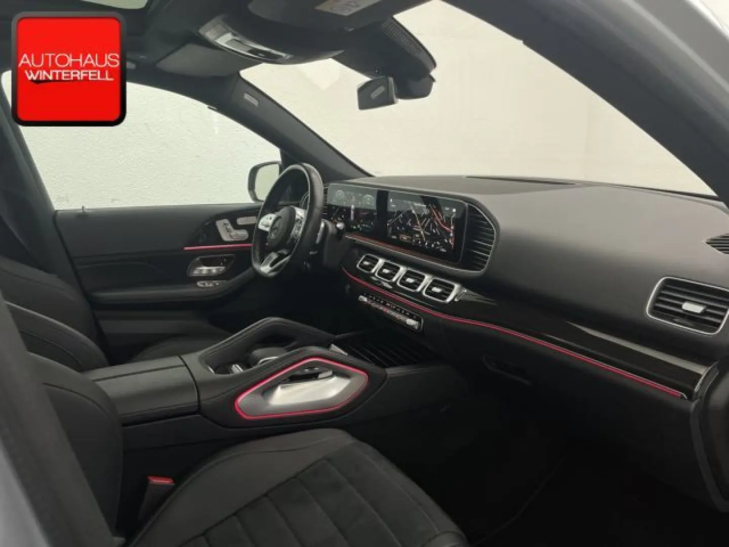 GLE 300 d 4M AMG PANO+AHK+360+AIRMATIC+MEMORY+