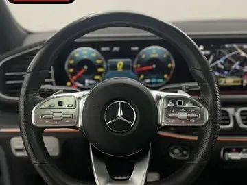 GLE 300 d 4M AMG PANO+AHK+360+AIRMATIC+MEMORY+