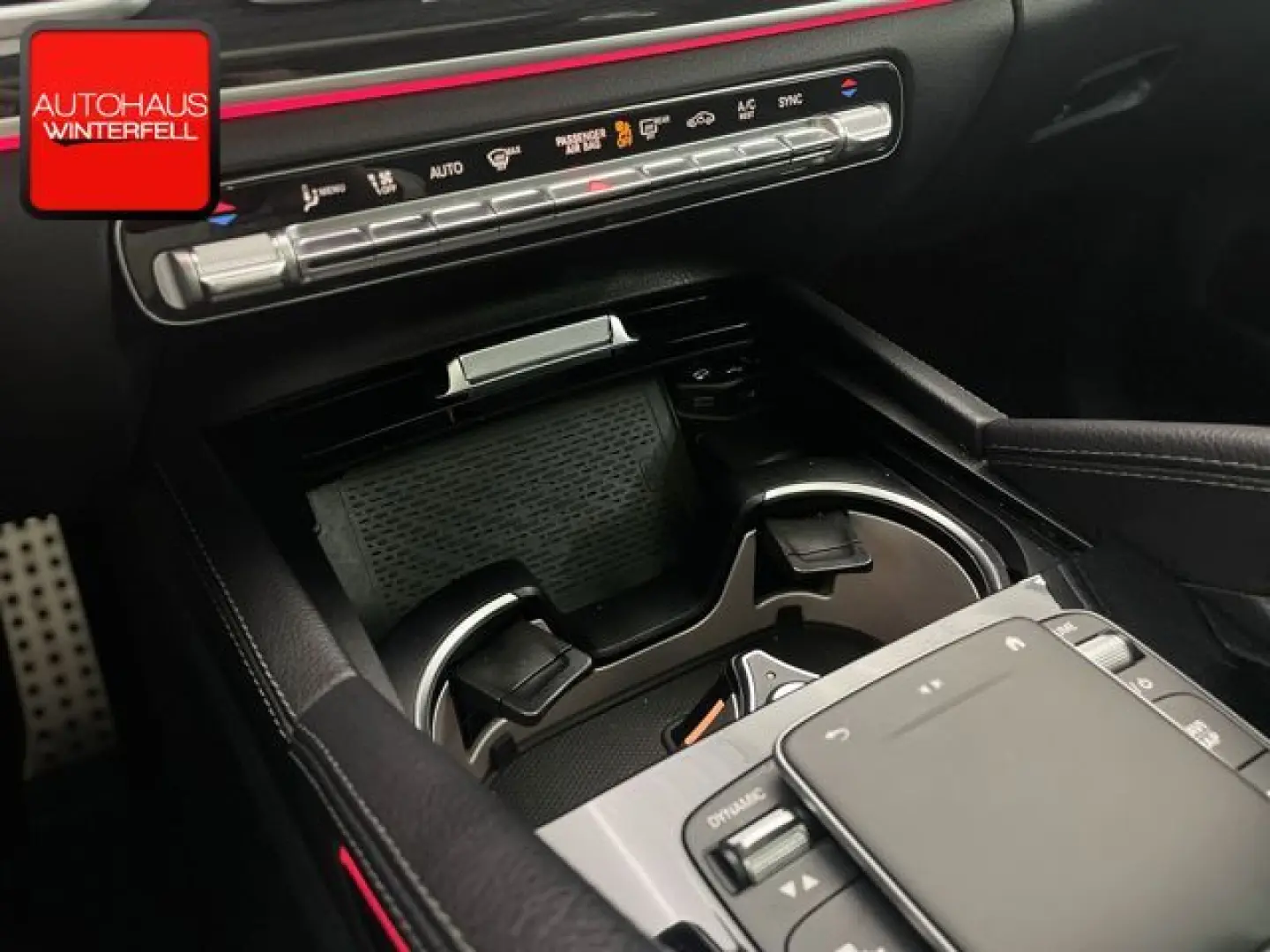 GLE 300 d 4M AMG PANO+AHK+360+AIRMATIC+MEMORY+