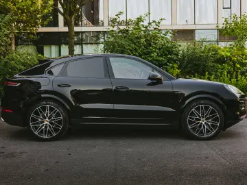 Porsche Cayenne e Hybrid SUV