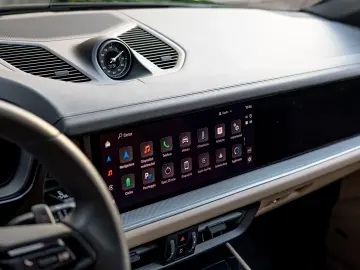 Porsche Cayenne e Hybrid SUV