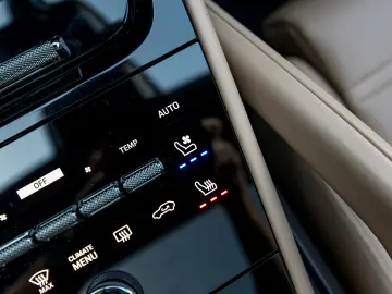 Porsche Cayenne e Hybrid SUV