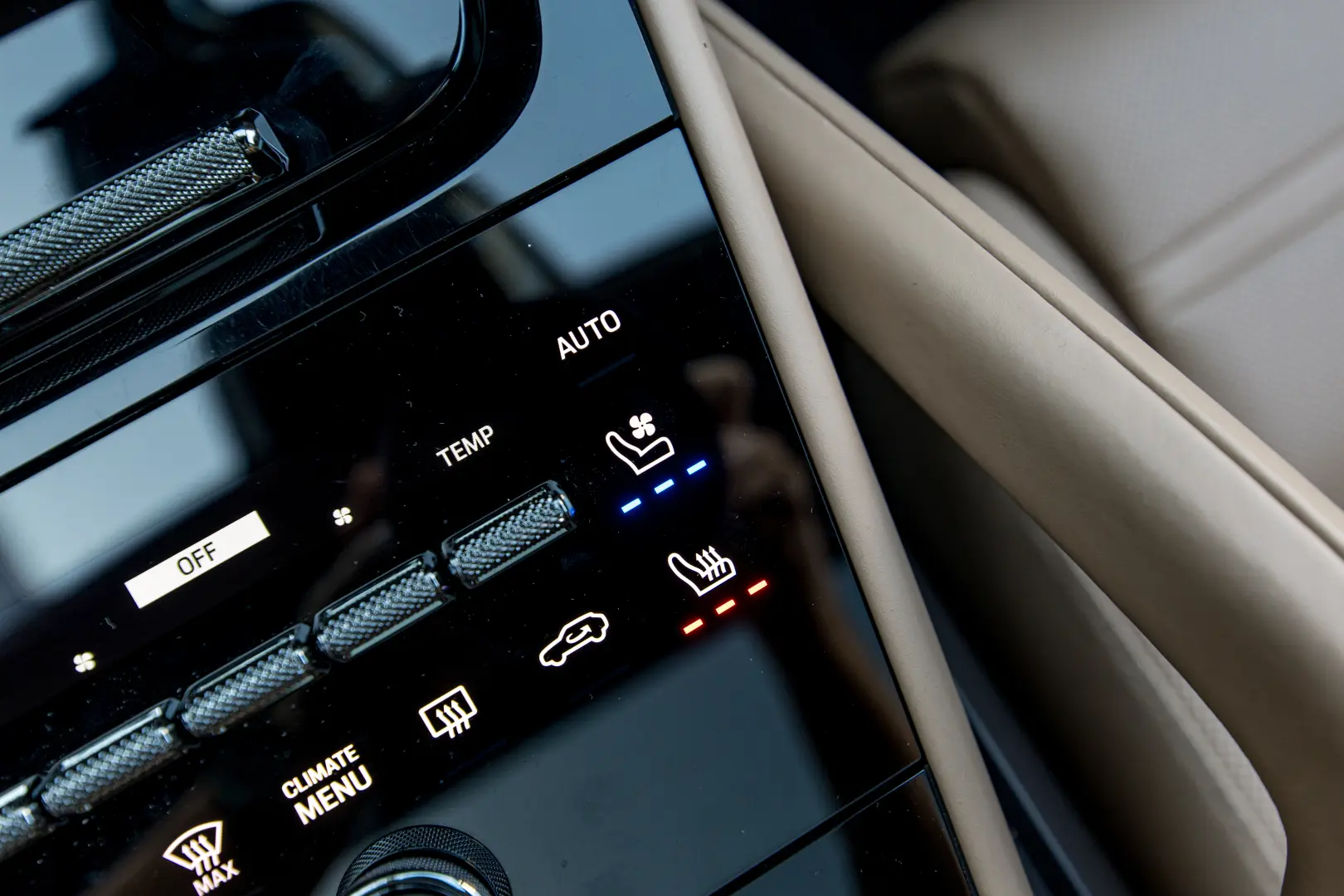 Porsche Cayenne e Hybrid SUV
