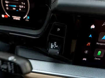 Porsche Cayenne e Hybrid SUV