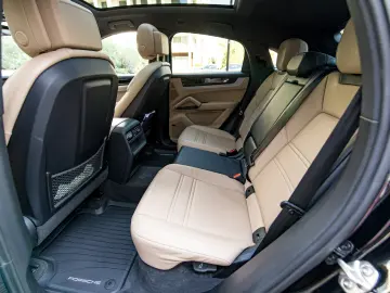 Porsche Cayenne e Hybrid SUV
