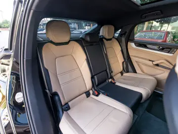 Porsche Cayenne e Hybrid SUV