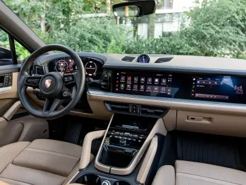 Porsche Cayenne e Hybrid SUV