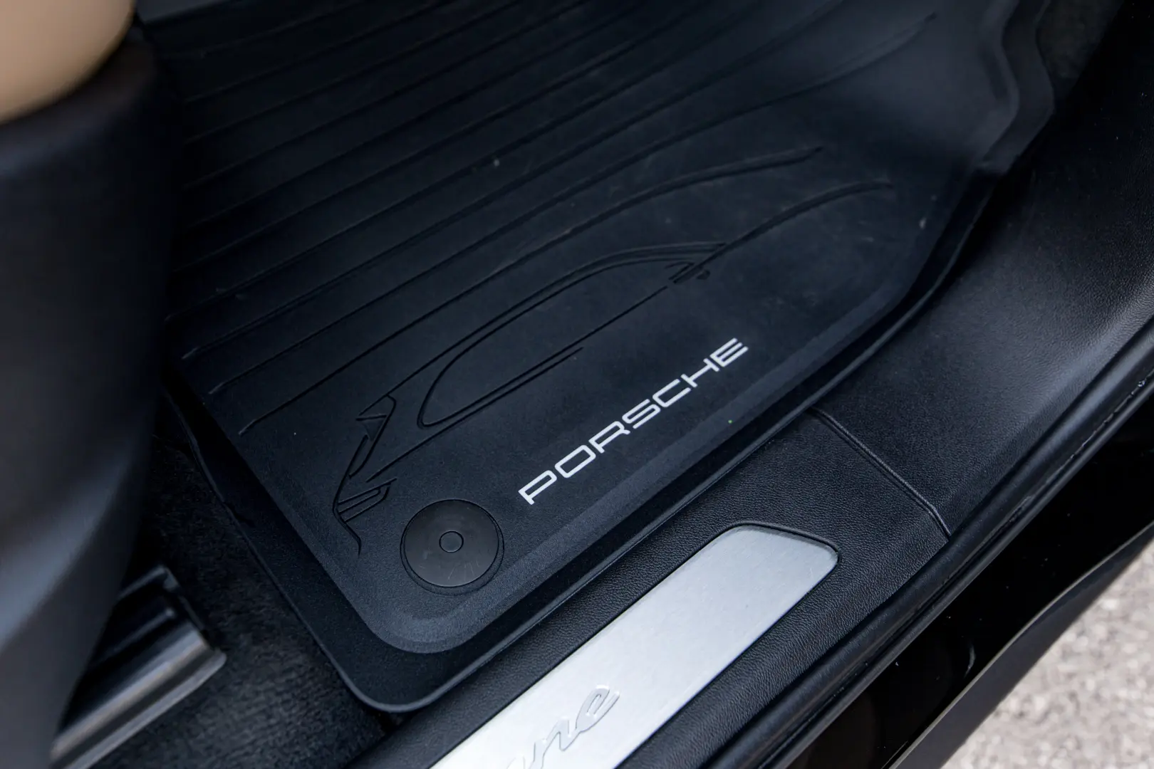 Porsche Cayenne e Hybrid SUV
