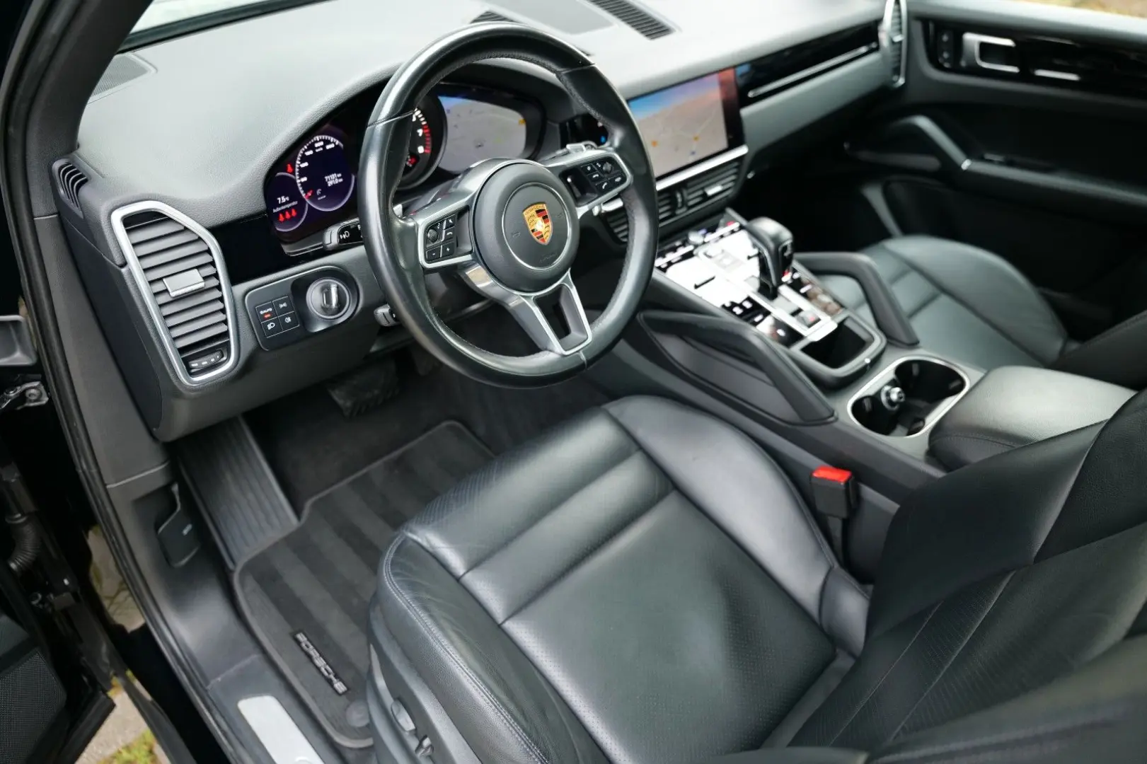 Cayenne PANORAMA+KAMERA+DAB+MEMORY+19