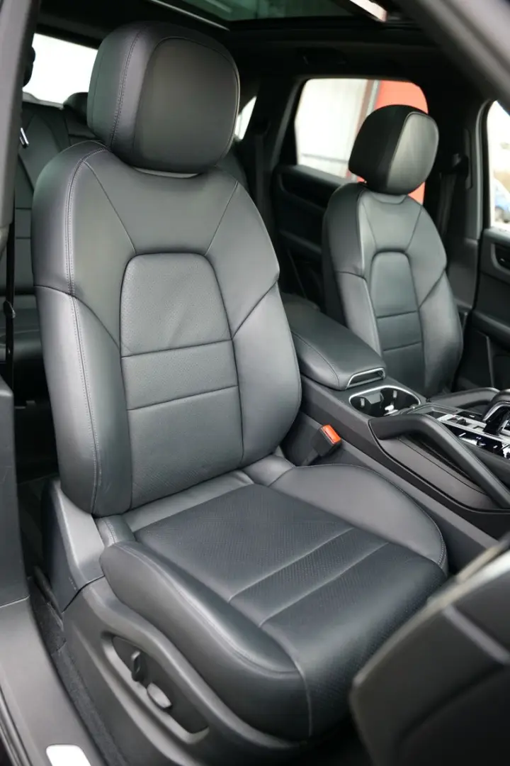Cayenne PANORAMA+KAMERA+DAB+MEMORY+19