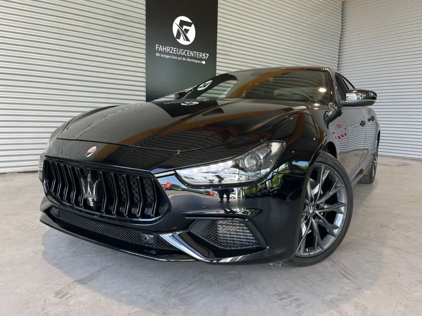Ghibli S Q4 V6 3.0L TROFEO OPTIK/CARPLAY/H&K/RFK