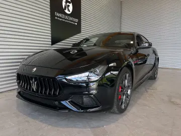 Ghibli S Q4 V6 3.0L TROFEO OPTIK/CARPLAY/H&K/RFK