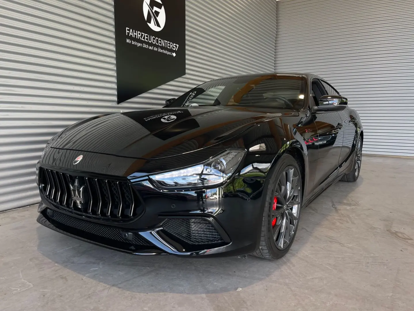 Ghibli S Q4 V6 3.0L TROFEO OPTIK/CARPLAY/H&K/RFK