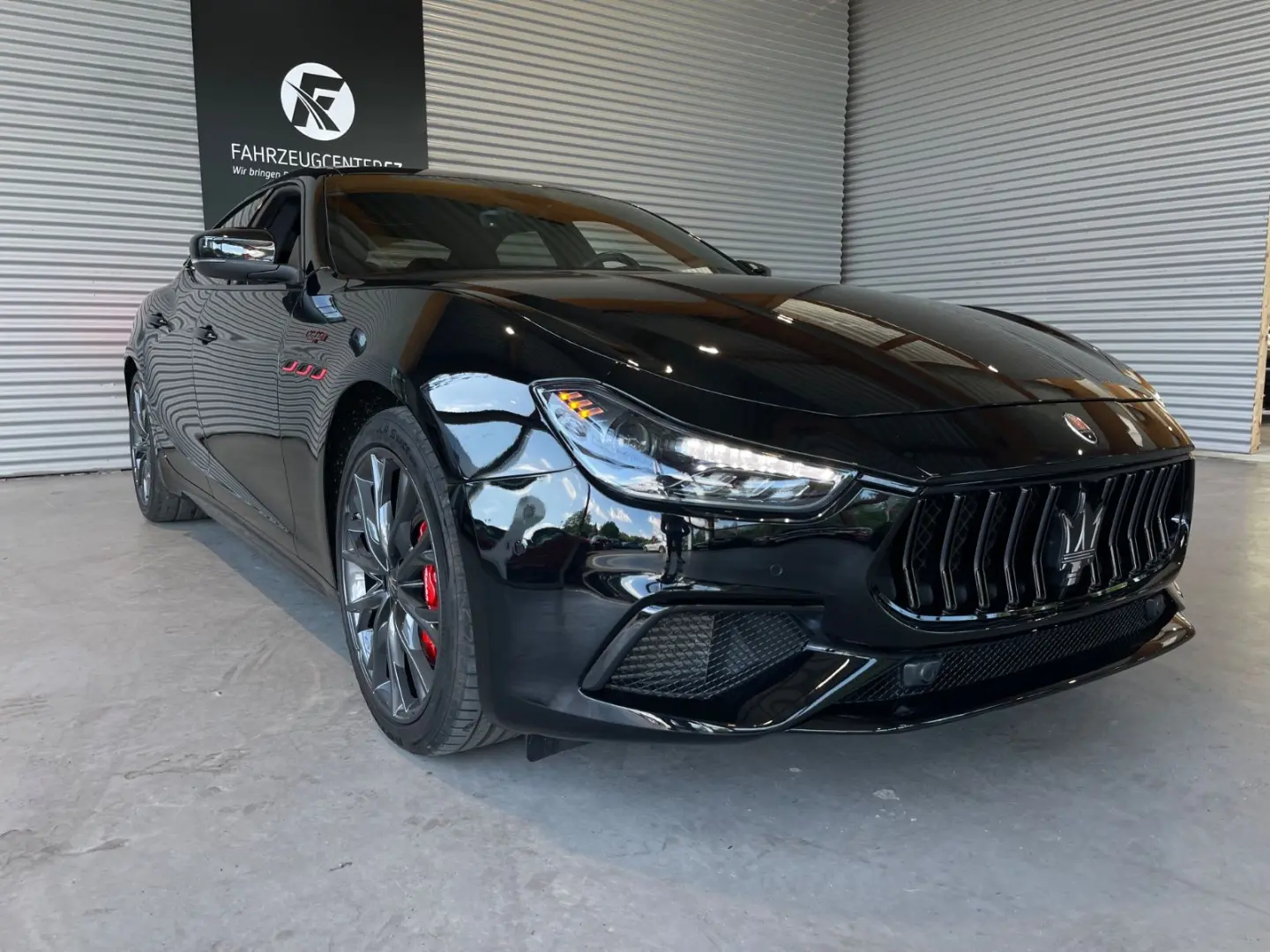 Ghibli S Q4 V6 3.0L TROFEO OPTIK/CARPLAY/H&K/RFK