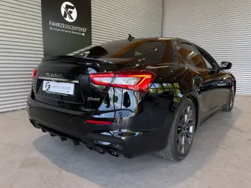 Ghibli S Q4 V6 3.0L TROFEO OPTIK/CARPLAY/H&K/RFK